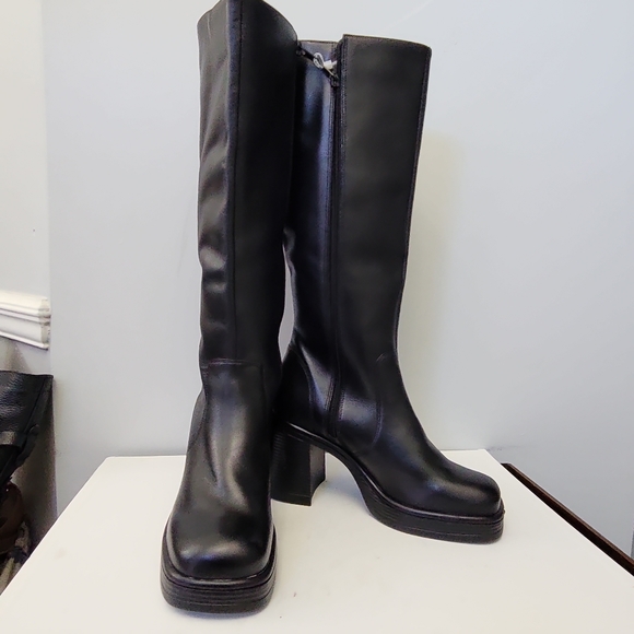 Steve Madden Fanatik Knee High Boot - Picture 9 of 12